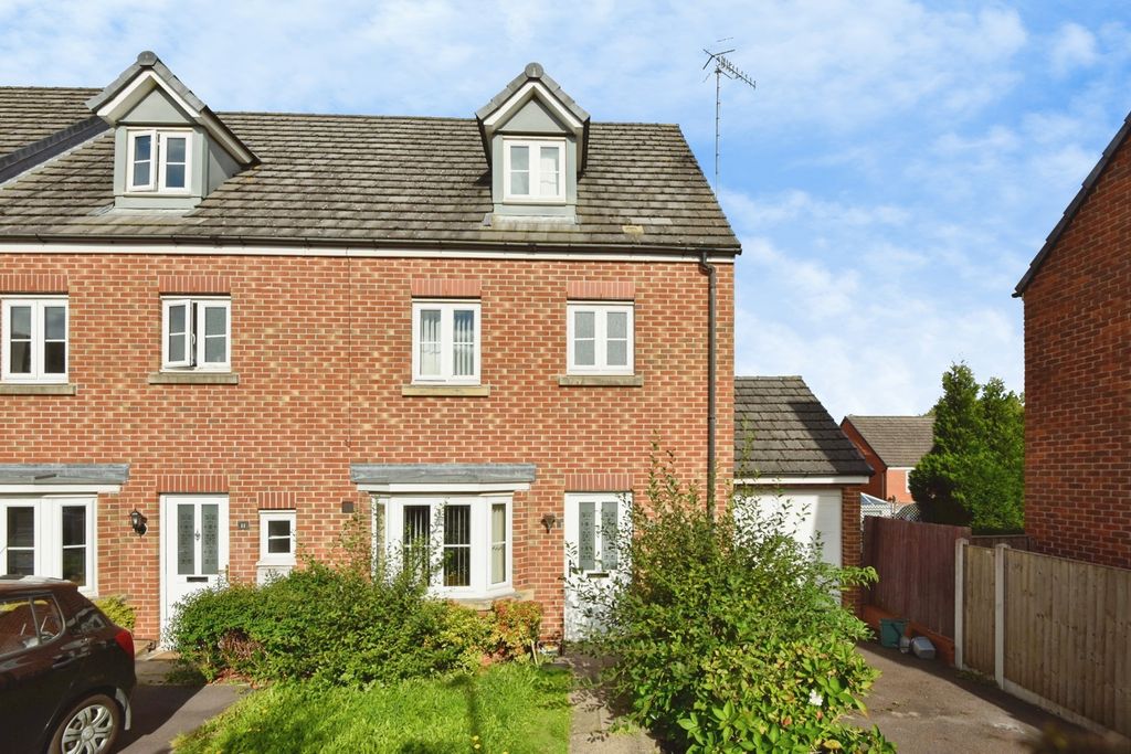 Property photo 1 of 17 Pbox-Img.Jpg