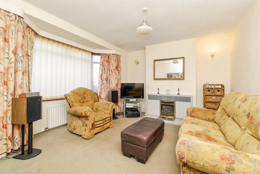 Property photo 2 of 24