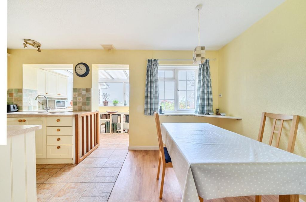 Property photo 3 of 19 Seddons, Tiverton