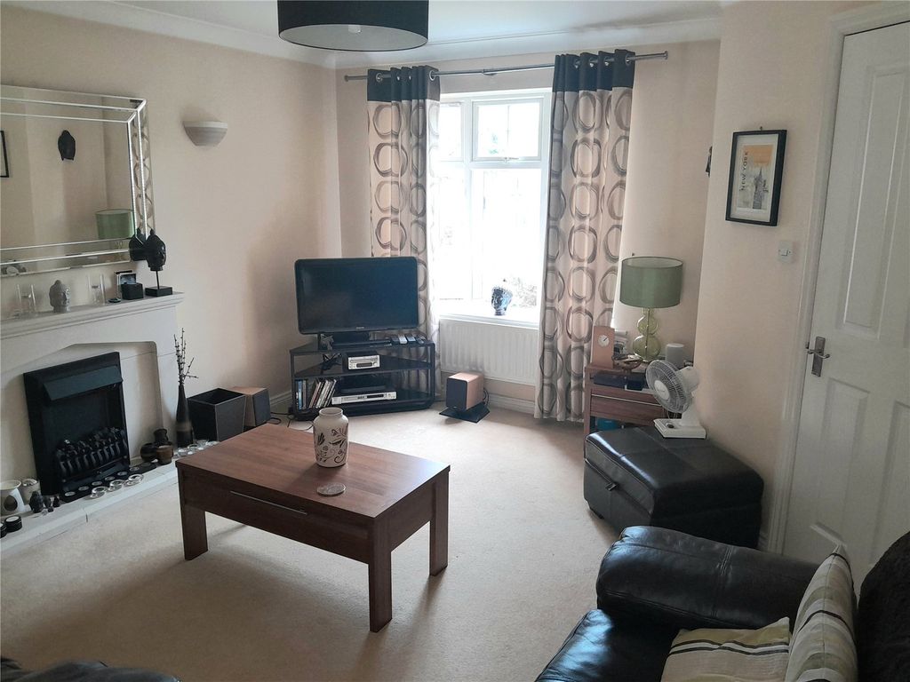Property photo 2 of 10 Picture No. 08