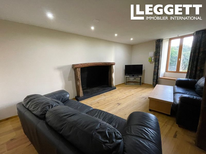 Property photo 2 of 10