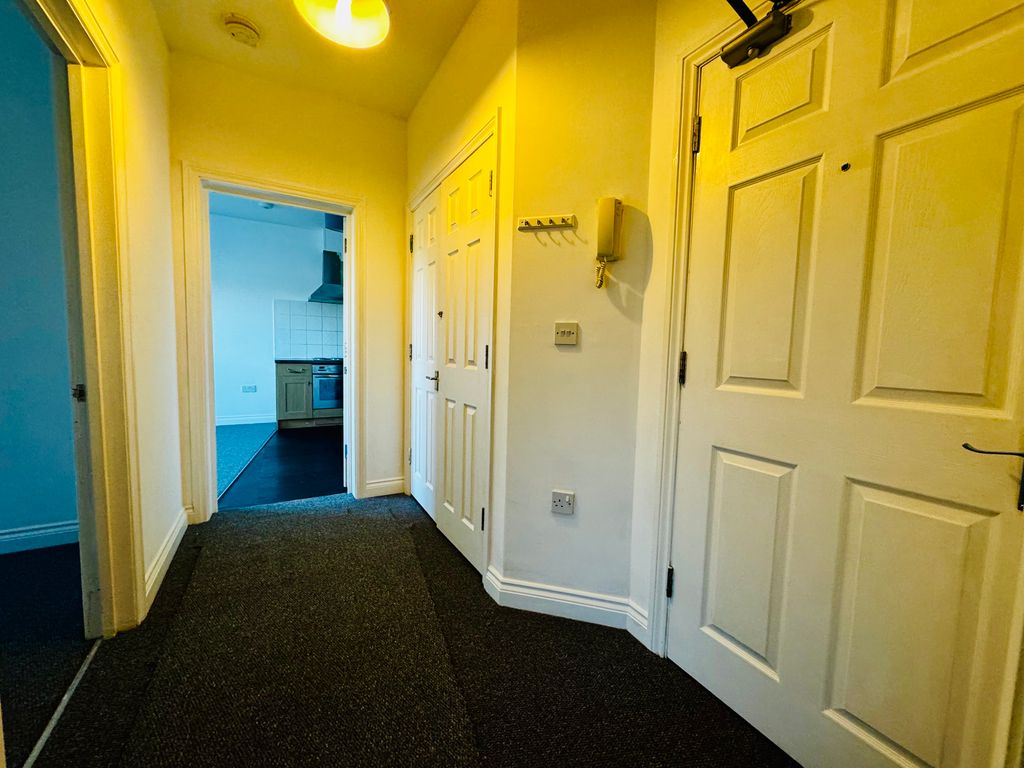 Property photo 3 of 8 Image