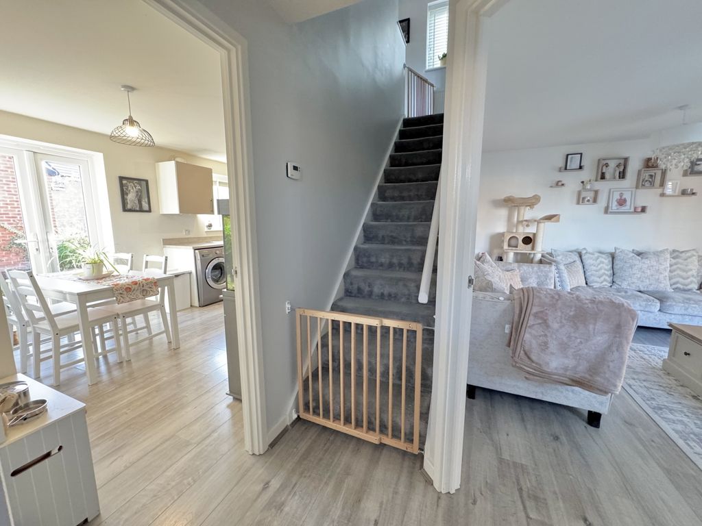 Property photo 3 of 28 Img_4916