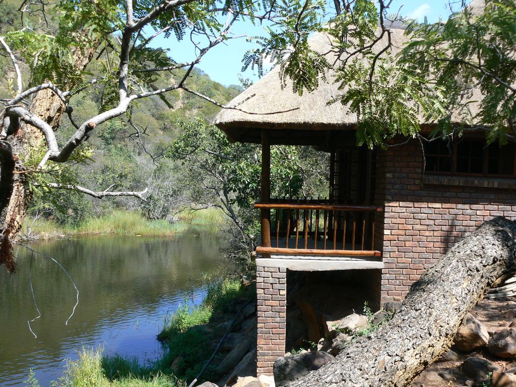 Property photo 3 of 12