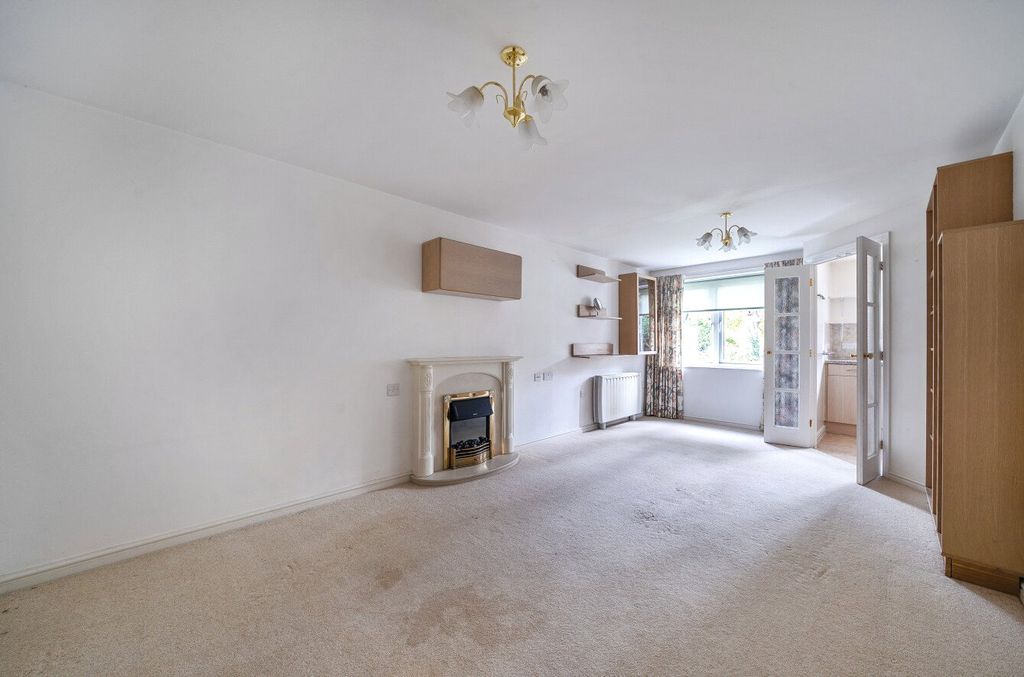 Property photo 3 of 13 Picture No. 02