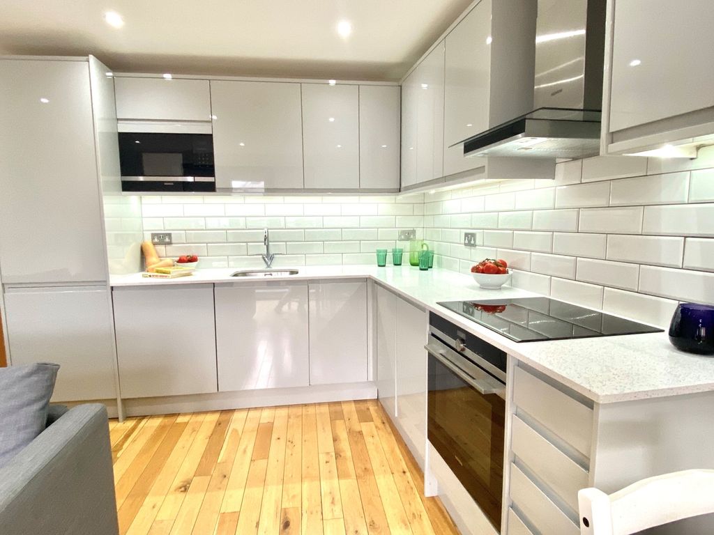Property photo 2 of 15 Ac19 Kitchen 2