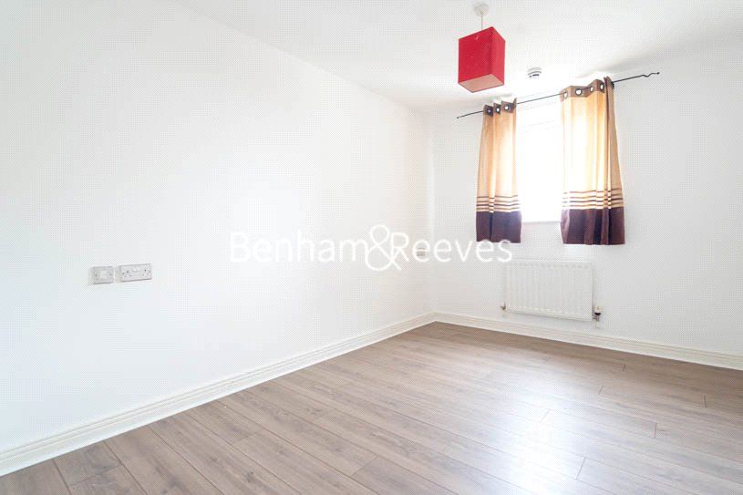 Property photo 3 of 23 Picture No. 04