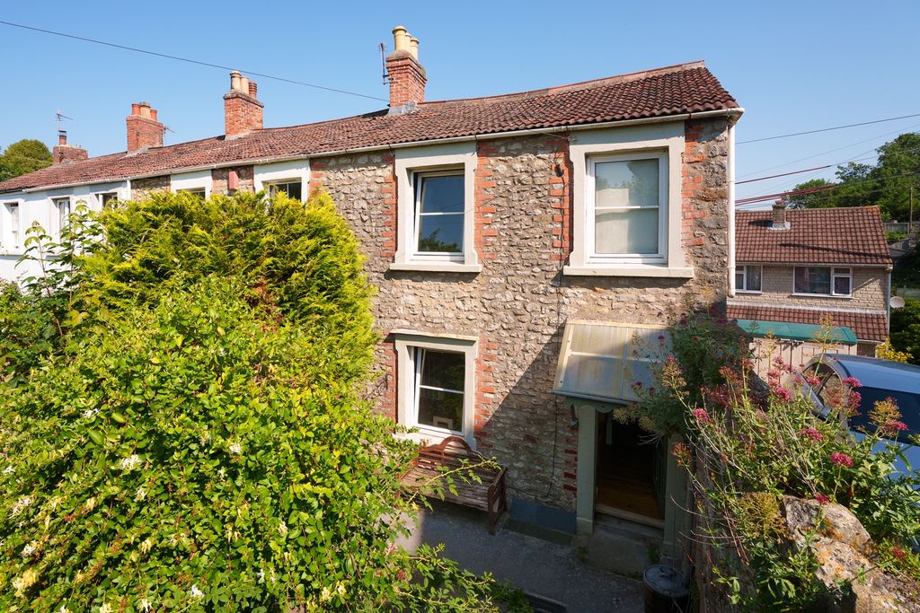 Property photo 1 of 11 5189490