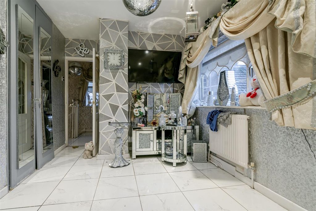 Property photo 3 of 13 Dsc00321 Copy.Jpg