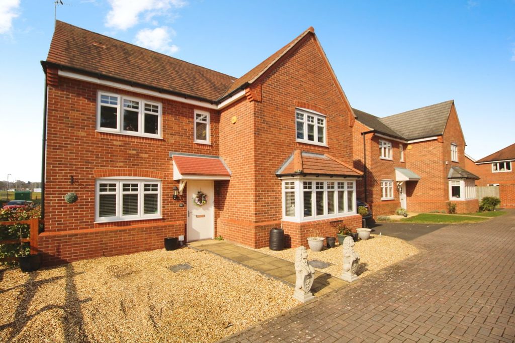 Property photo 1 of 38