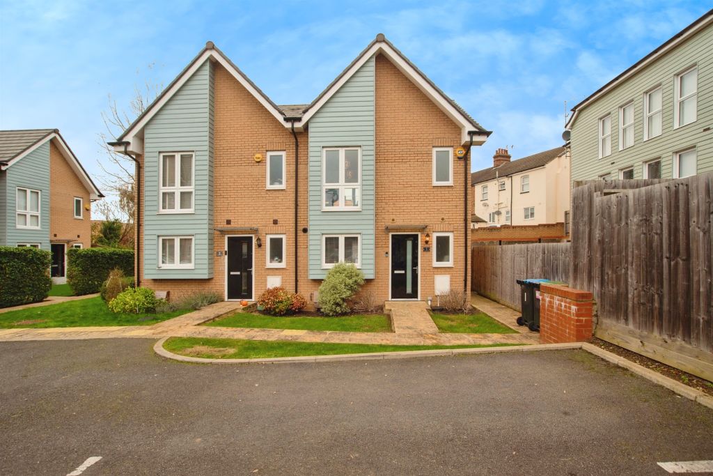 Property photo 2 of 15