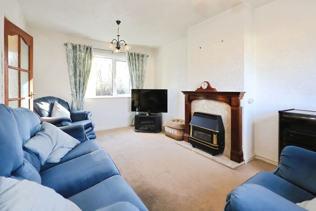 Property photo 2 of 18 Pbox-Img.Jpg