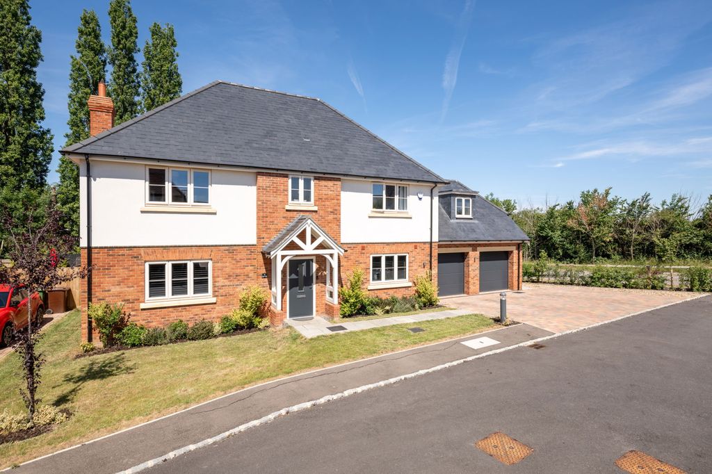 Property photo 1 of 31