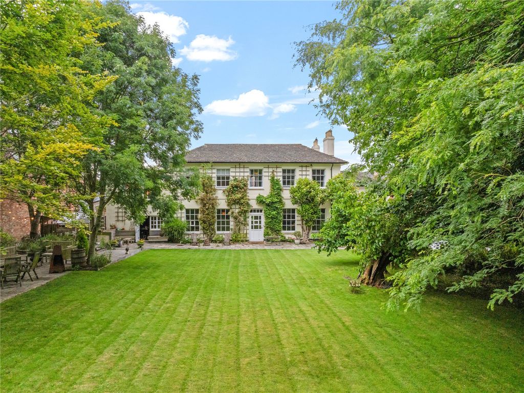 Property photo 1 of 25 Brewery House