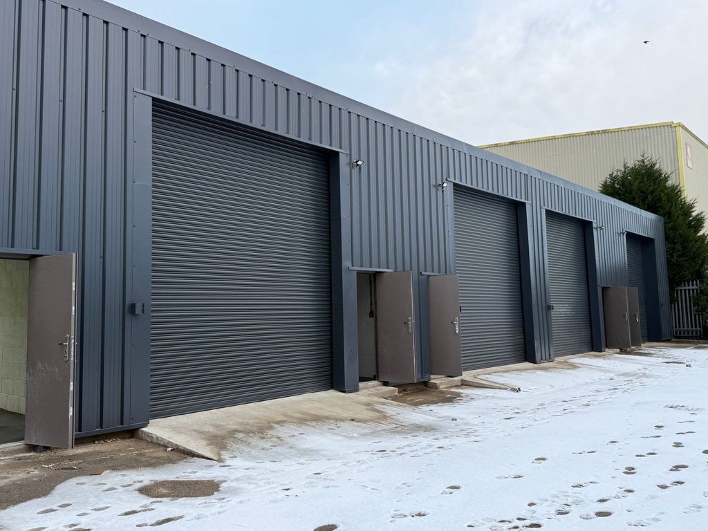 Property photo 3 of 4