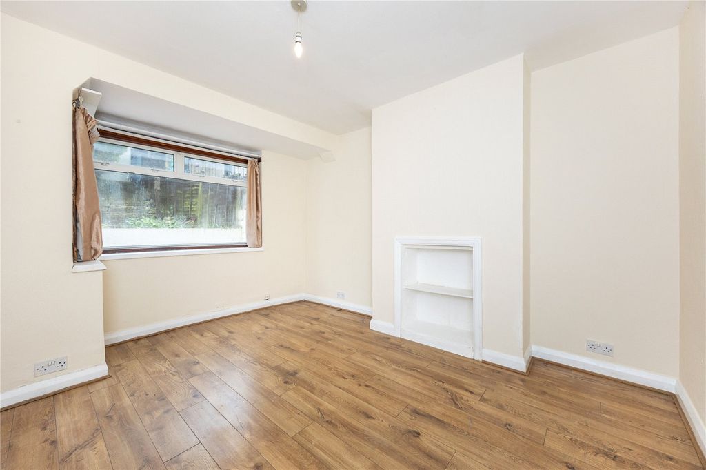 Property photo 3 of 12 Picture No. 07