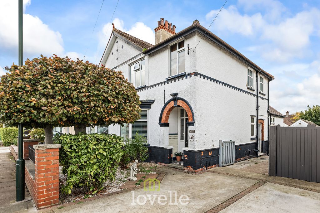 Property photo 1 of 31