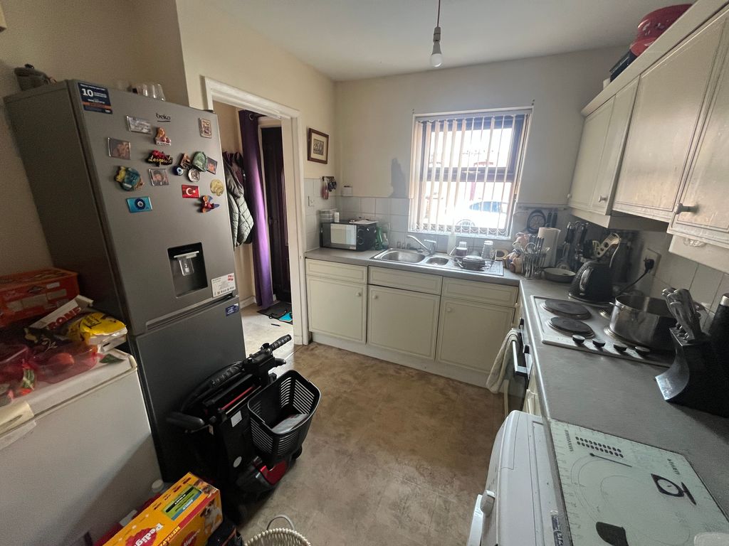 Property photo 3 of 9