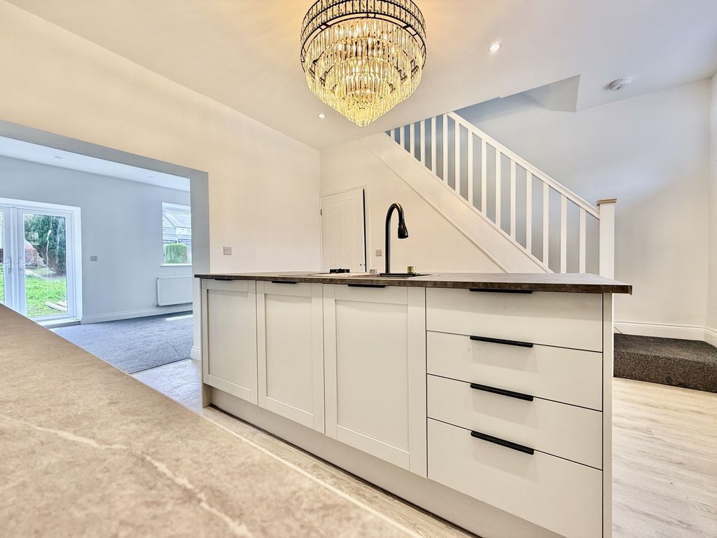 Property photo 3 of 13 Img_7634