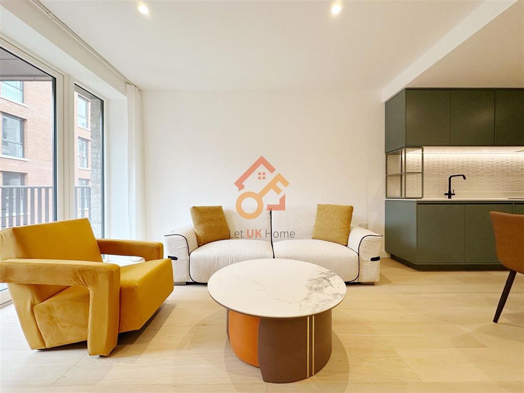 Property photo 2 of 70 Img_4085.Jpg