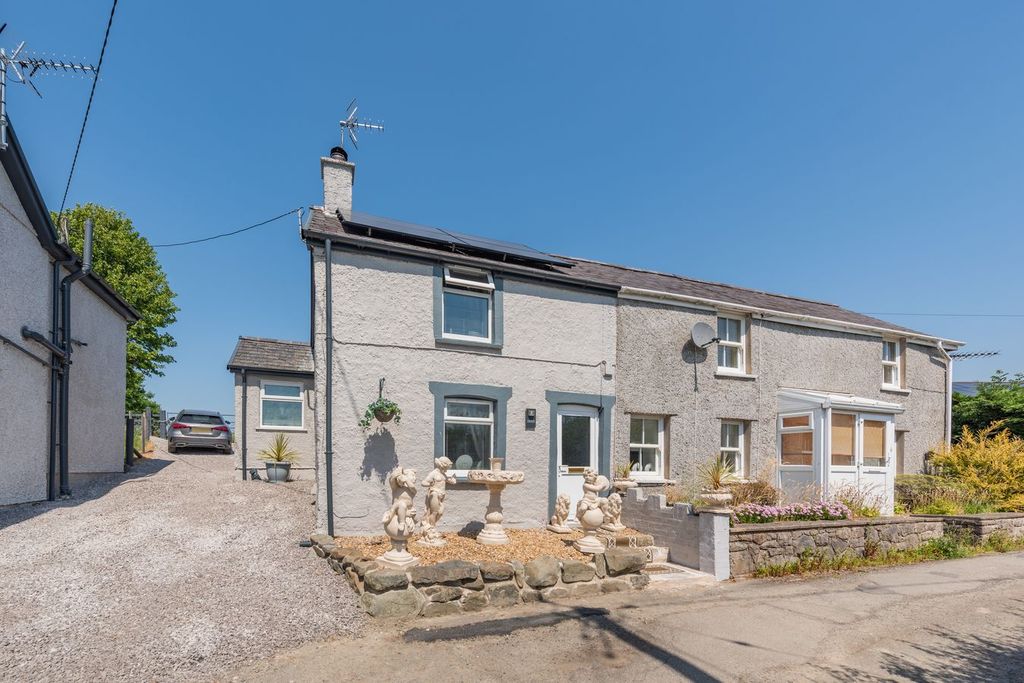 Property photo 1 of 37