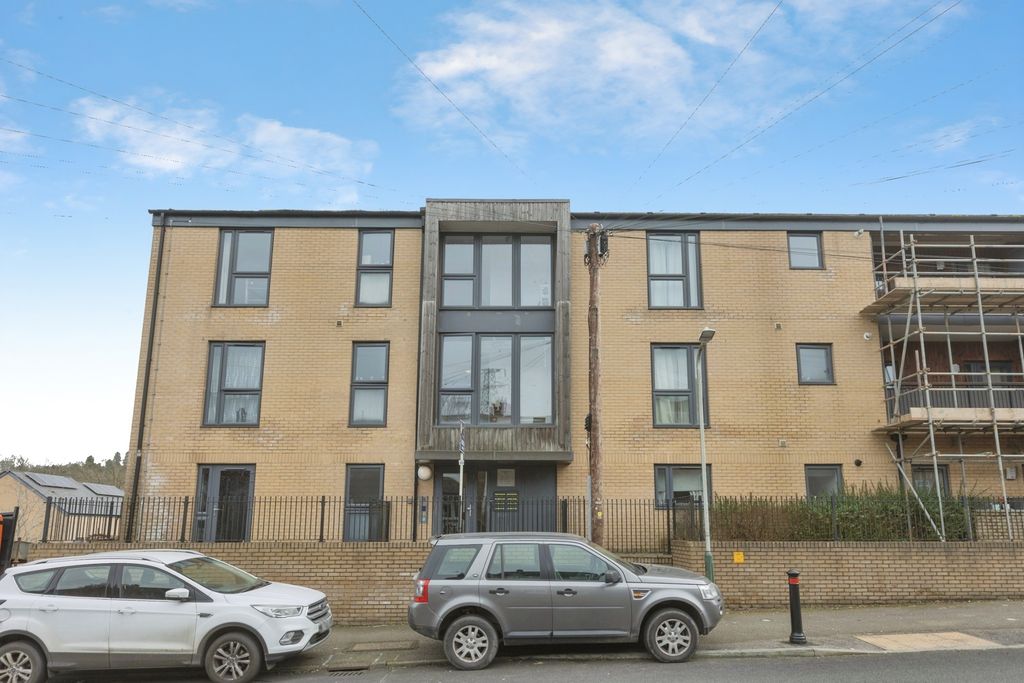 Property photo 1 of 12 Pbox-Img.Jpg