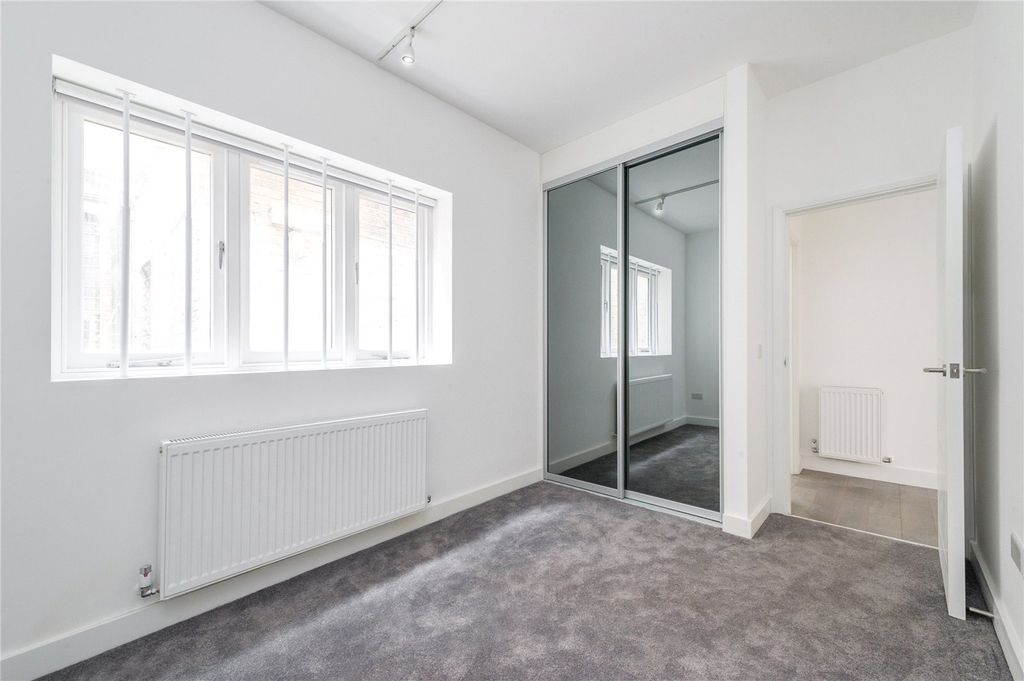 Property photo 3 of 8 Picture No. 03