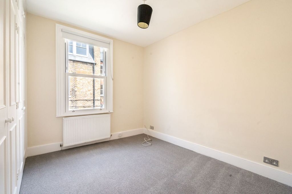 Property photo 3 of 9