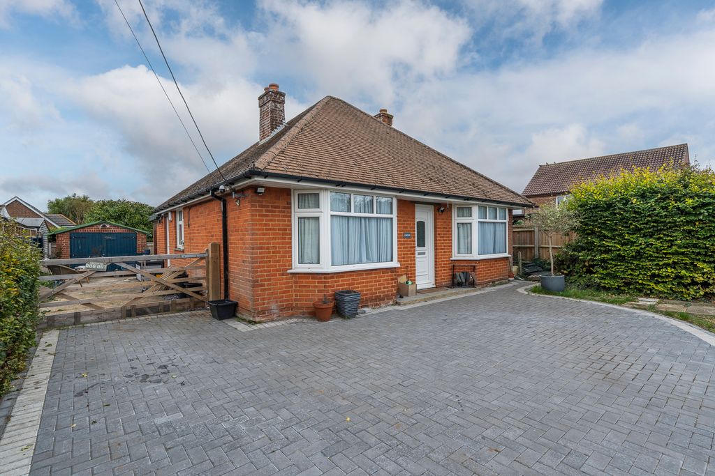 Property photo 1 of 11