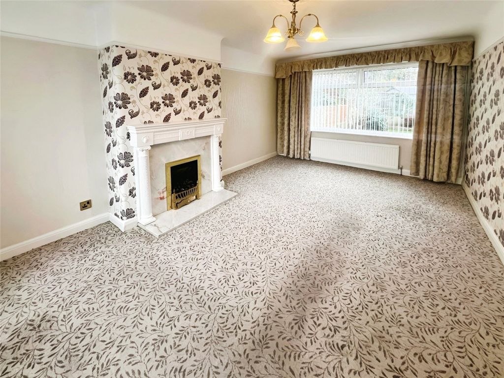 Property photo 2 of 15 Picture No. 13