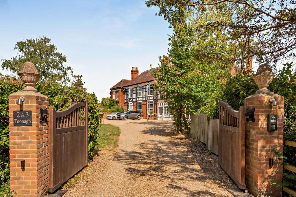 Property photo 1 of 19 Gated Entrance