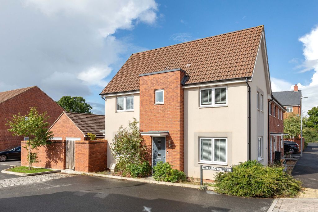 Property photo 1 of 21 1