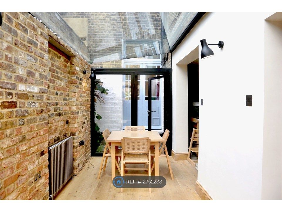 Property photo 3 of 19 Glass Dining Conservatory