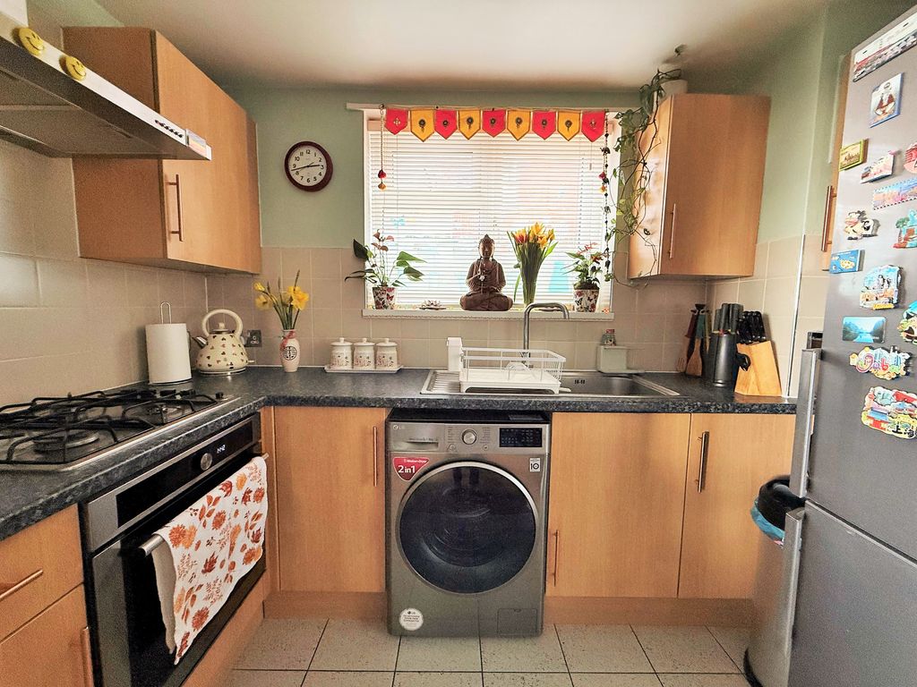 Property photo 2 of 12 Img_0049