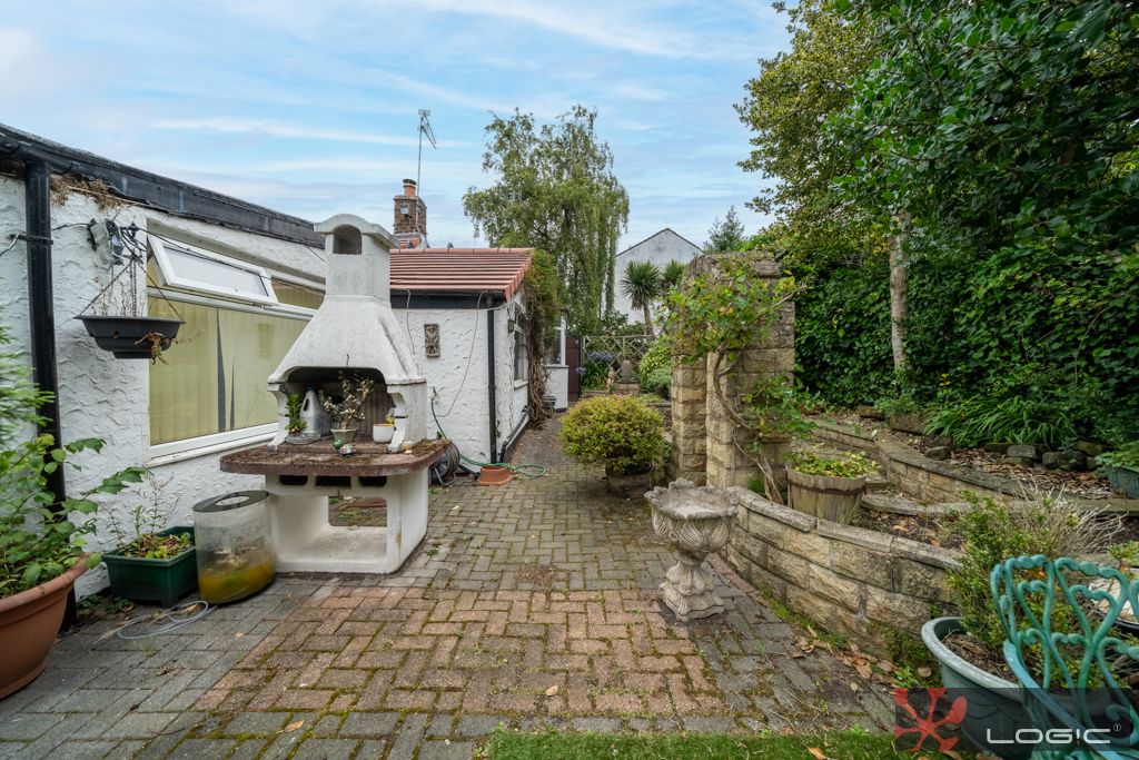 Property photo 2 of 38
