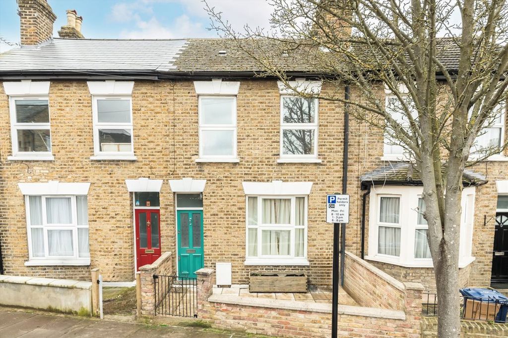 Property photo 1 of 7