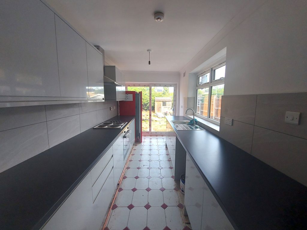 Property photo 1 of 1 Three Bedroom Terraced House