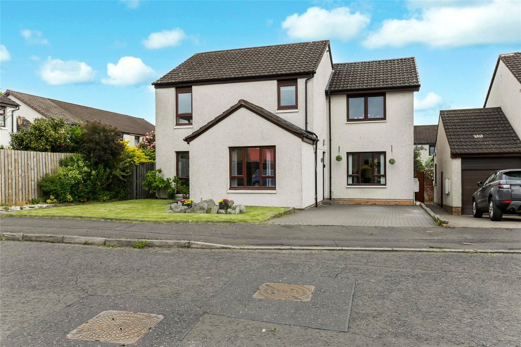 Property photo 1 of 21 Picture No. 01