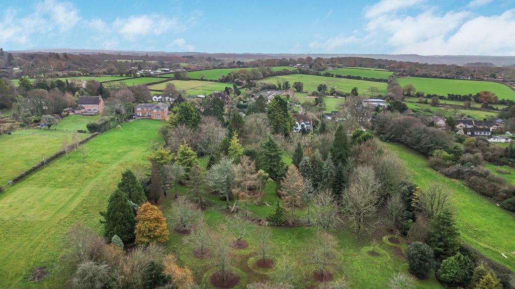 Property photo 1 of 36 Picture No. 29