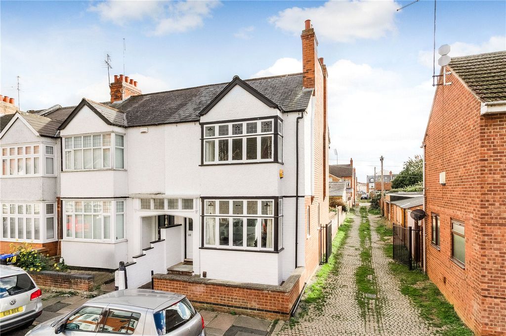 Property photo 1 of 18 Picture No. 02