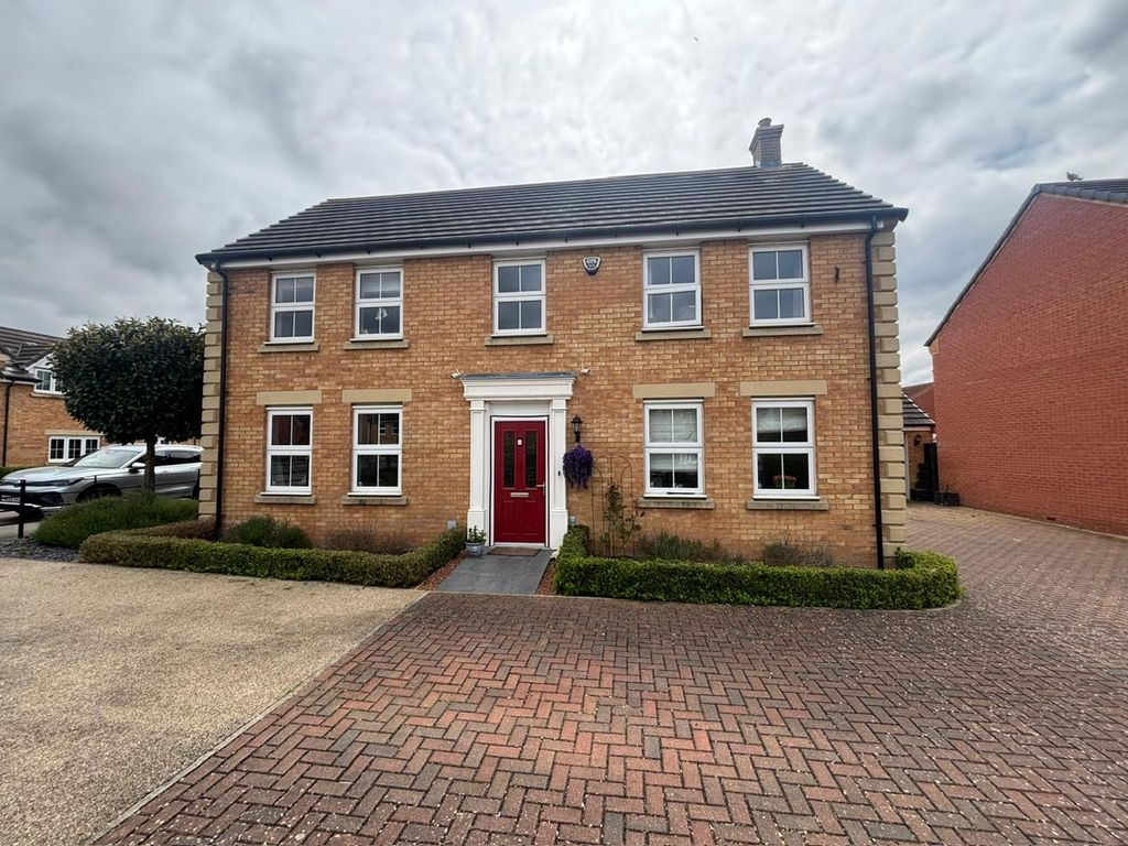 Property photo 1 of 18