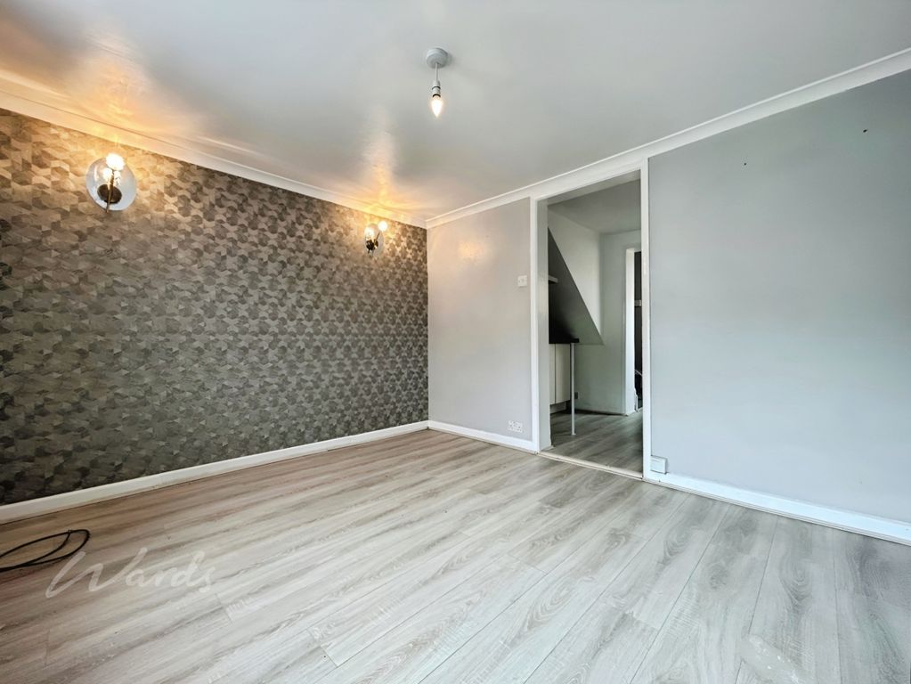 Property photo 2 of 10 Kitchen Shipbourne