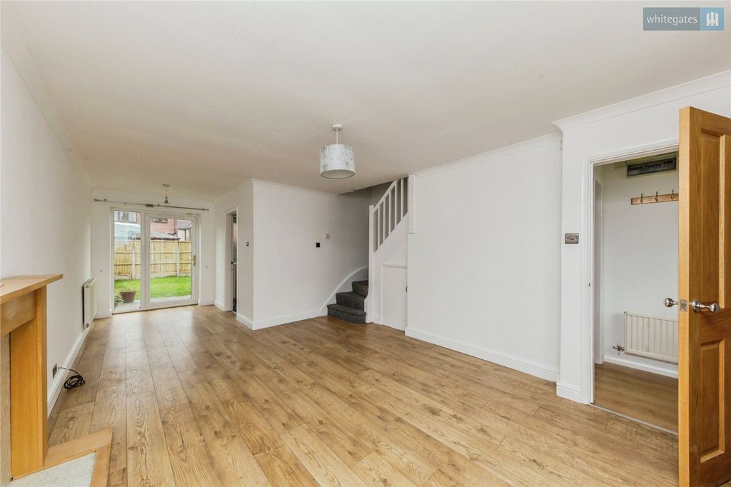 Property photo 3 of 13 Picture No. 17