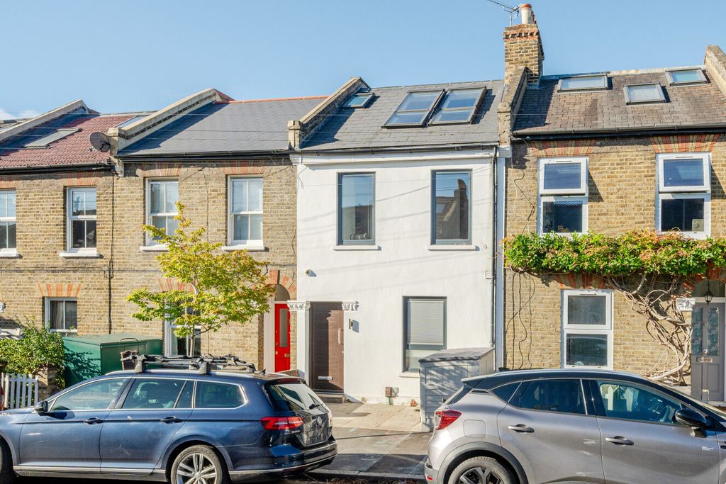 Property photo 3 of 19 1522050-3-6Ab24c8...