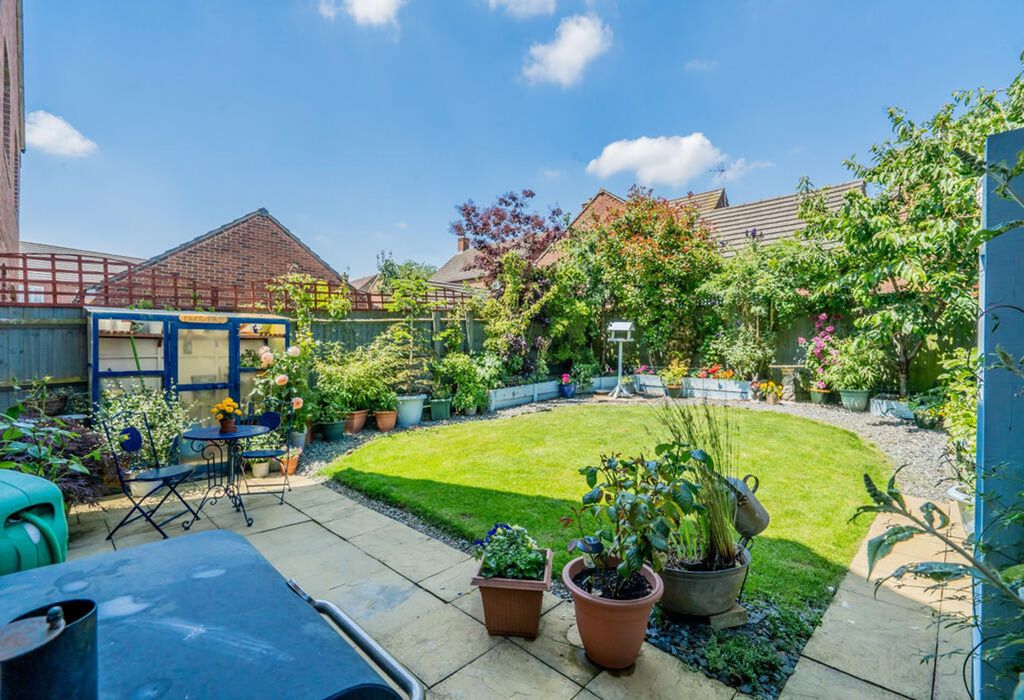 Property photo 3 of 16