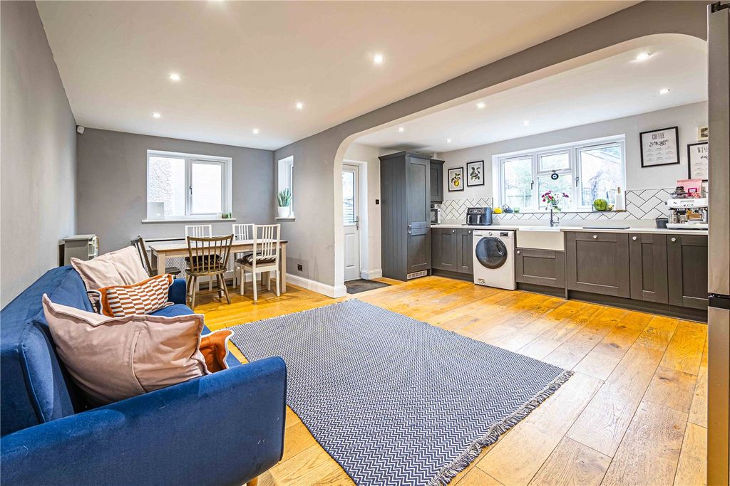 Property photo 3 of 15 Picture No. 14