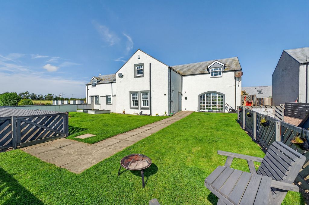 Property photo 1 of 40