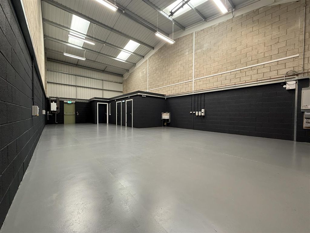 Property photo 2 of 8 2 Warehouse.Jpg
