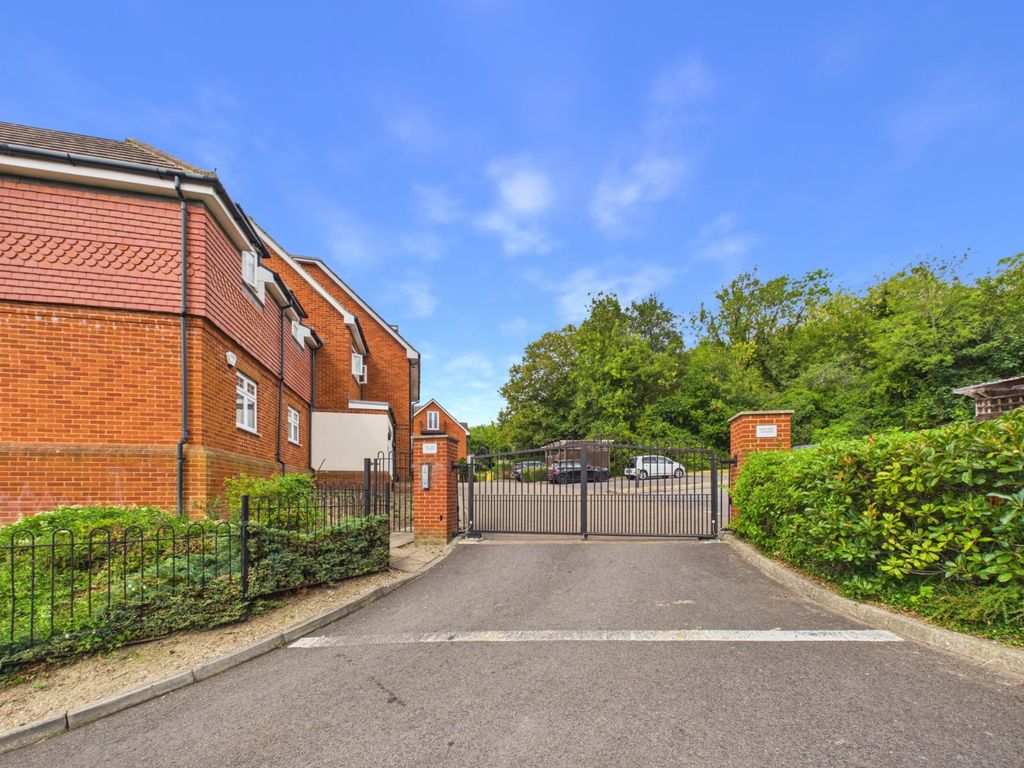 Property photo 1 of 15 Gated Development