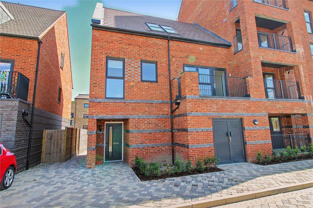 Property photo 2 of 12 Picture No. 03